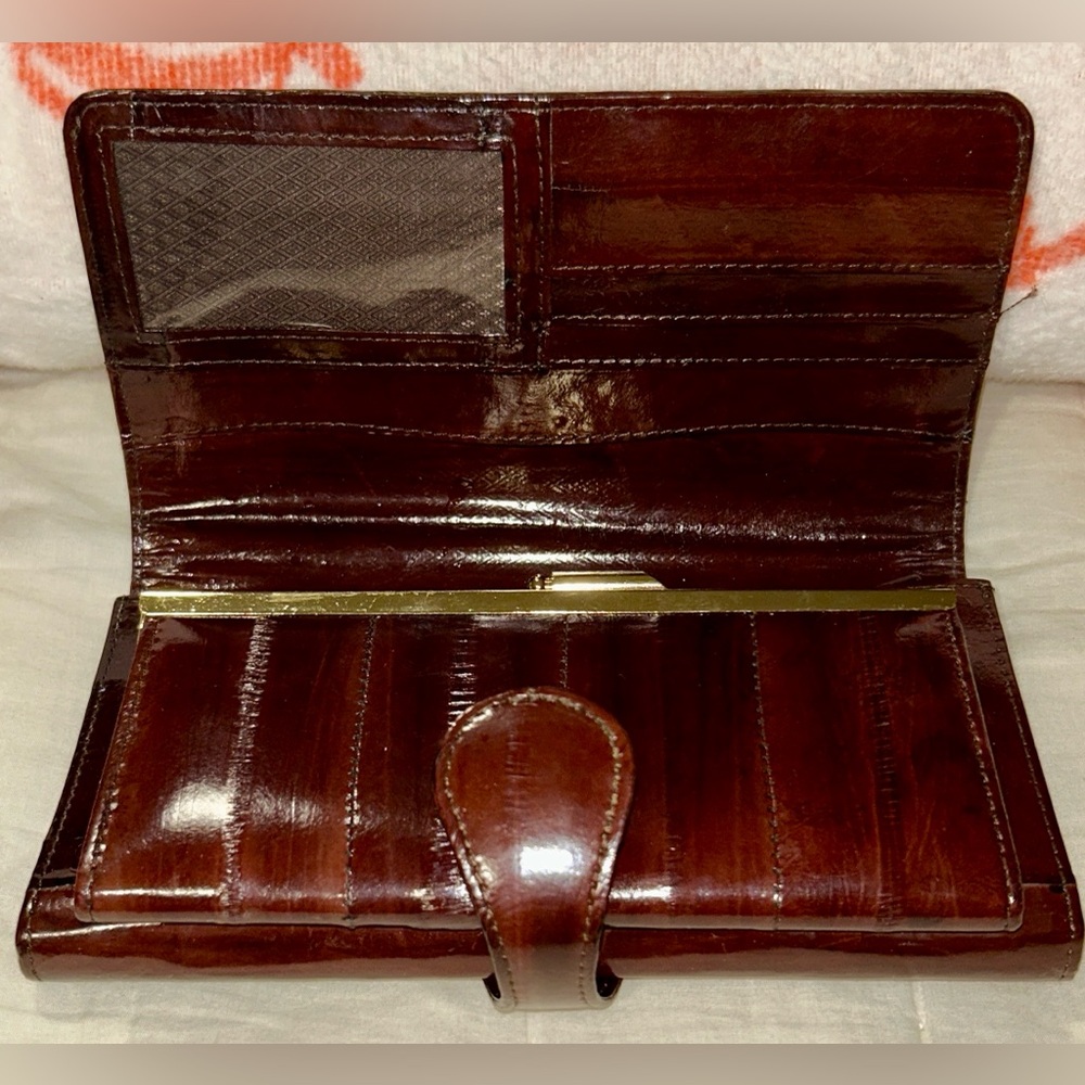 Vintage Eel Skin Leather Wallet Clutch Brown Textured Slim Snap Closure Retro